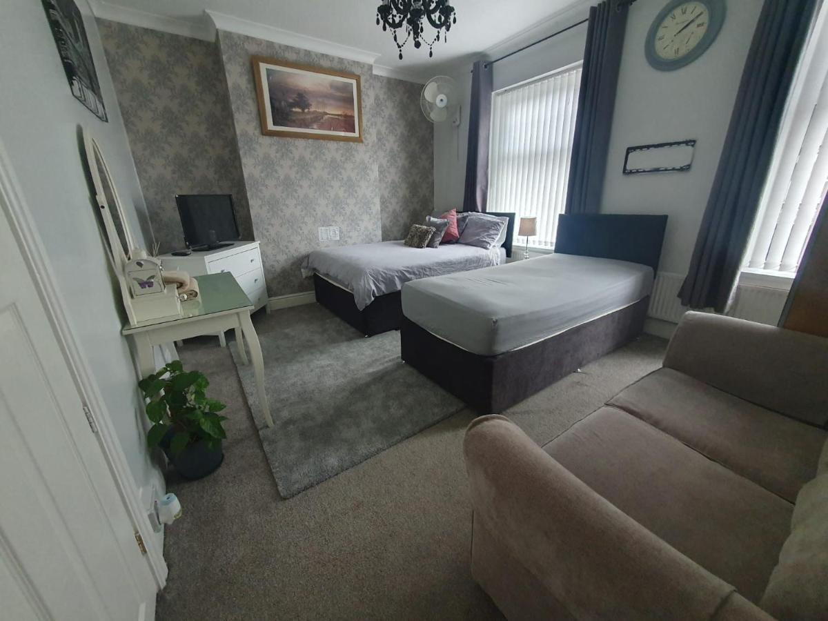 Private Luxury Double Room In Кардіфф Екстер'єр фото