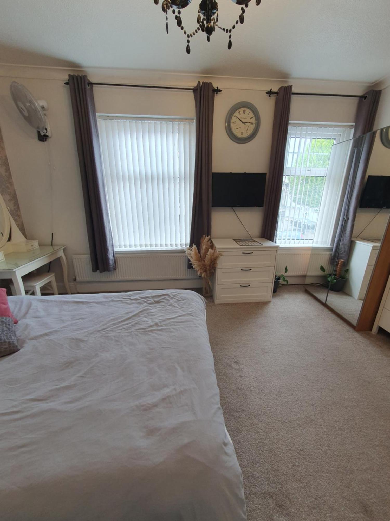Private Luxury Double Room In Кардіфф Екстер'єр фото